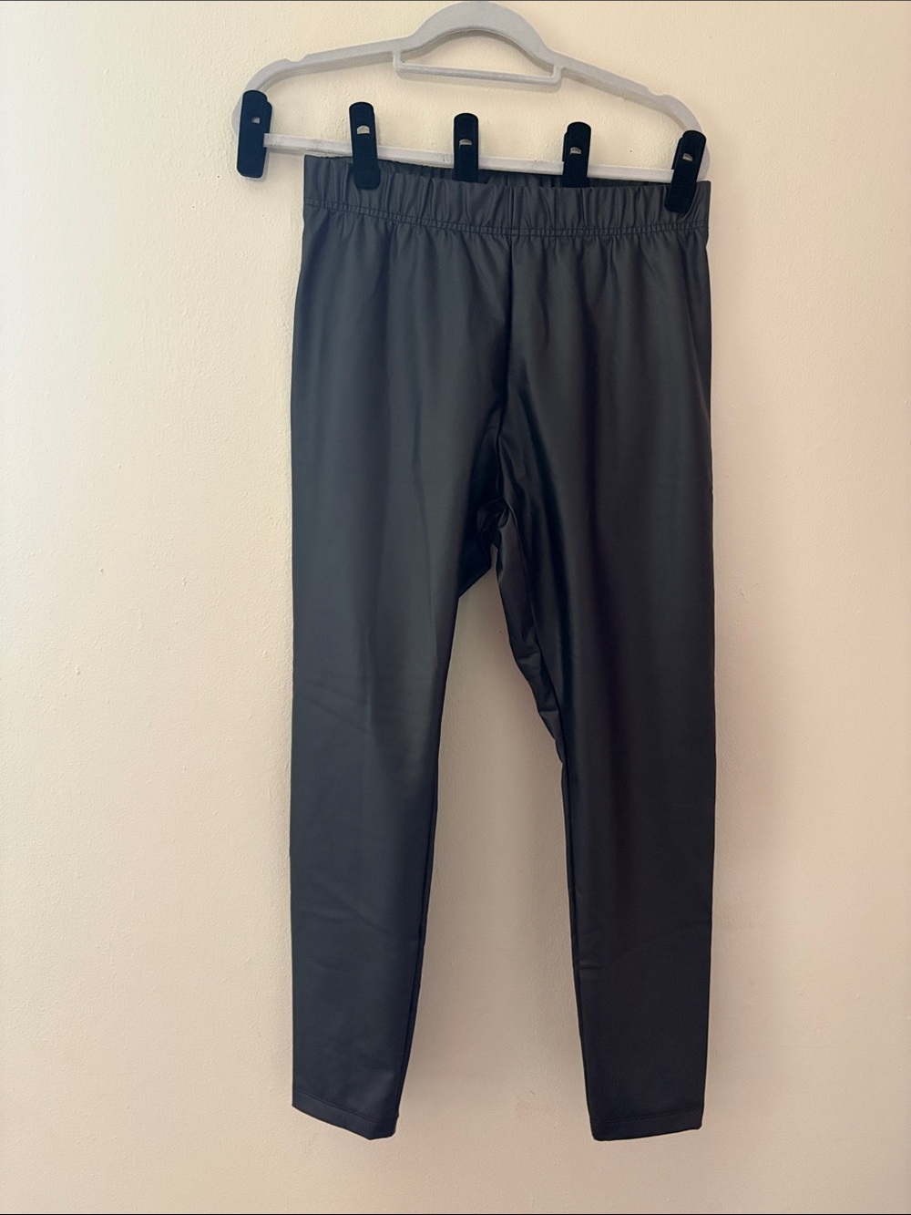 Old Navy Black Faux-Leather Leggings